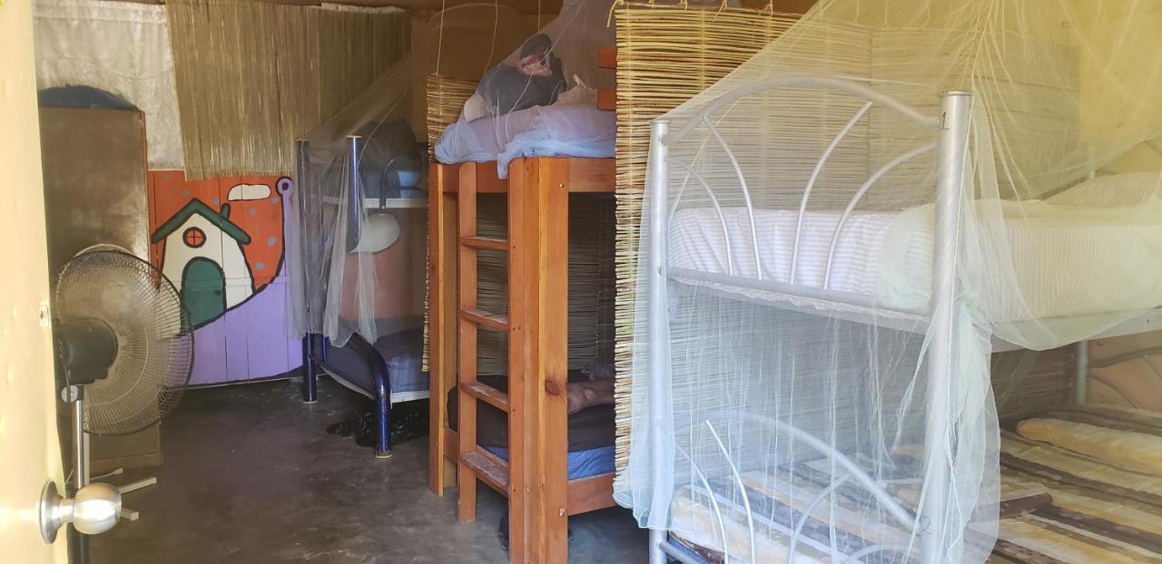 Hostal Y Camping Las G Bacalar Εξωτερικό φωτογραφία